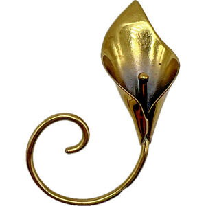 Signed Stuart NYE Hand Wrought Brass Calla LILY BROOCH Pin Flower Jewelry